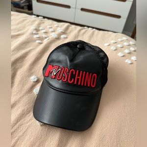 Moschino h&m hat